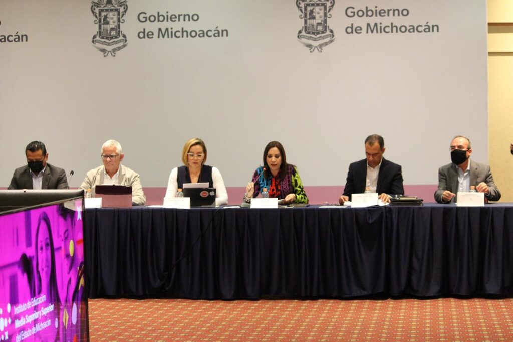 Llama SEE a padres y maestros a realizar un pacto por la educación