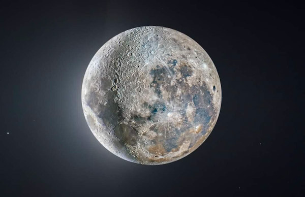 Restos de cohete se estrellan contra cara oculta de la Luna.