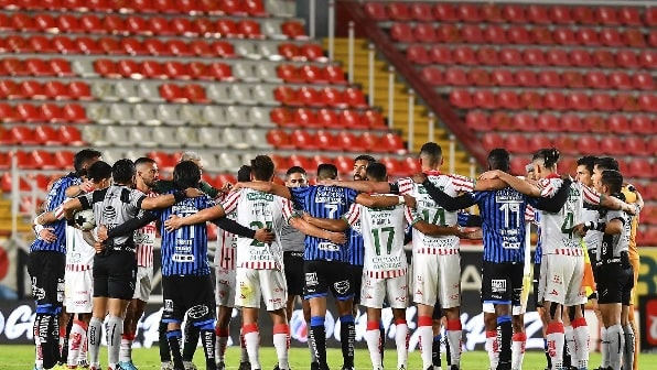Suspenden partidos al minuto 62 para ronda de abrazos