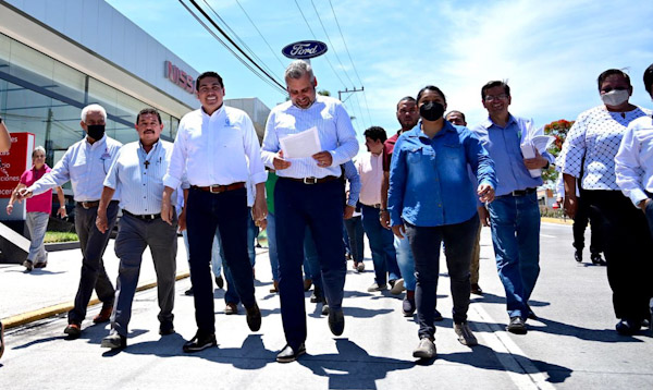 Supervisa gobernador obra de Boulevard Lázaro cárdenas