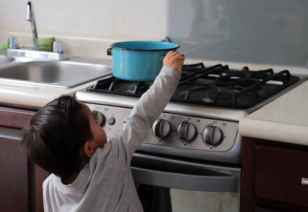 Piden a padres de familia procurar seguridad dentro del hogar