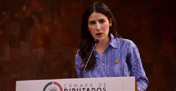 Partido Verde expulsa a diputada que votó contra reforma eléctrica.