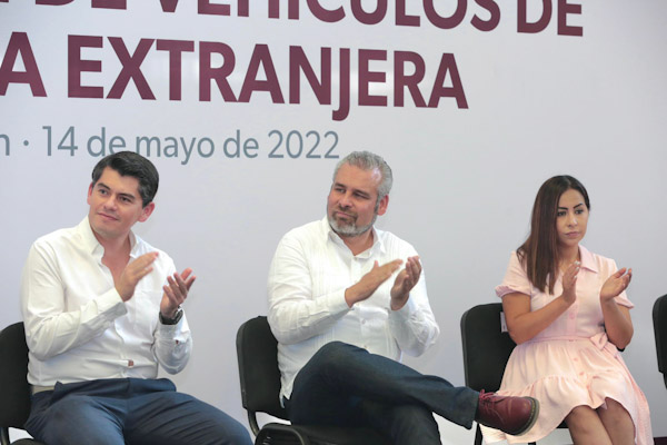 Recaudación por regularización de vehículos extranjeros será para pavimentación