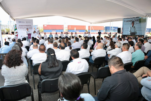 Puertos de Lázaro Cárdenas y Silao, Guanajuato, acuerdan hermanamiento comercial