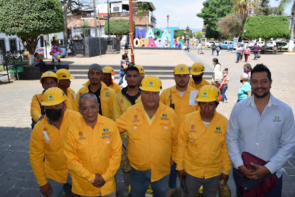 Cofom continúa con entrega de apoyos a brigadistas contra incendios