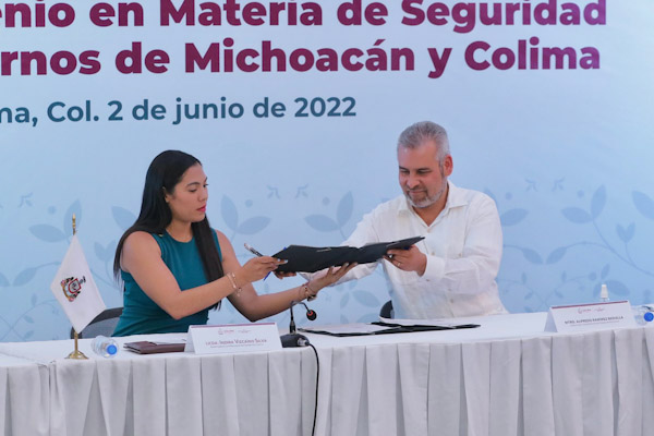 Colima y Michoacán firman acuerdo por la seguridad y desarrollo económico