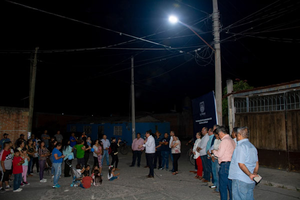 Inauguran 190 luminarias en colonias de La Piedad