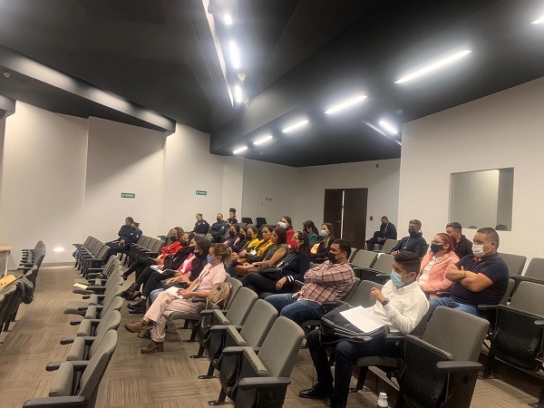Imparte SSP taller sobre lenguaje inclusivo a su personal