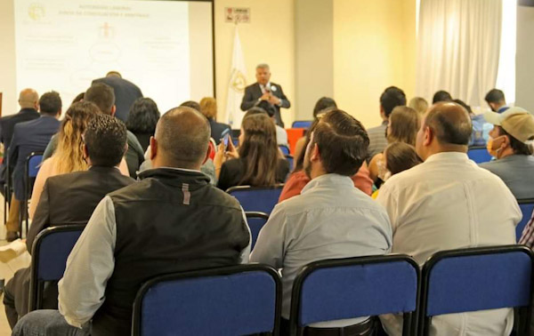 Trabajadores del SEM La Piedad, en constante capacitación