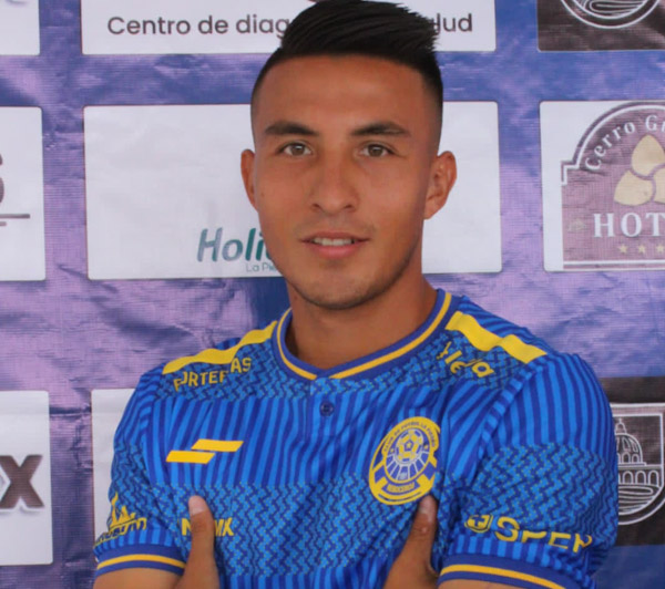 Presentan uniforme de equipo Reboceros