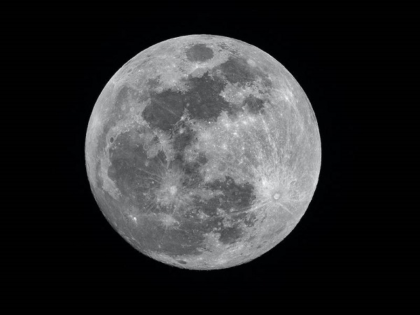 Volverá el hombre a pisar la luna.