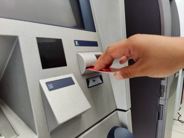 61 mil maestros han recibido su pago puntual con tarjeta bancaria: SEE
