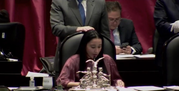 Diputados eliminan horario de Verano