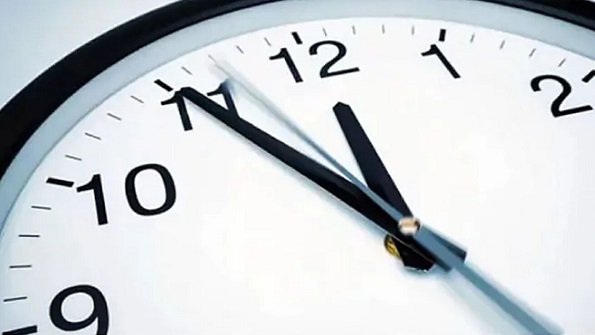 En poco más de un mes volverá a cambiar el horario