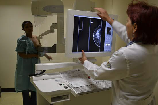 9 mil mastografías a mujeres michoacanas