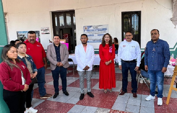 Realizan feria de la Salud en Numarán