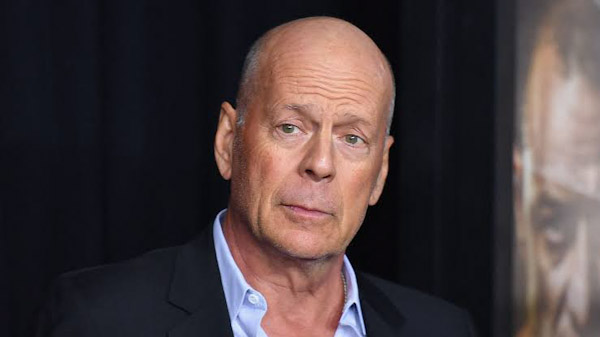 Se agravó afasia  de Bruce Willis y perdió el habla.