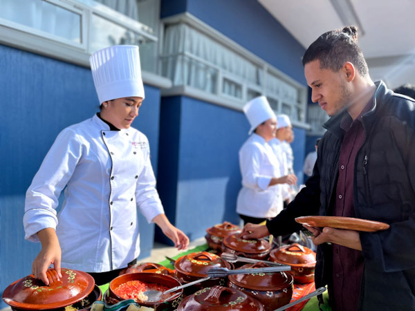Alumnos de Gastronomía realizan Buffet como proyecto final