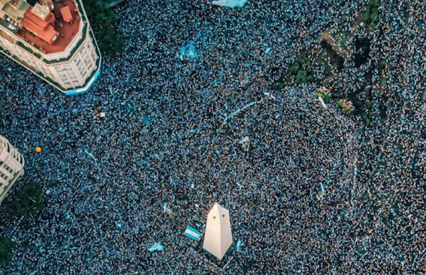 Millones de argentinos esperan a su selección para festejar