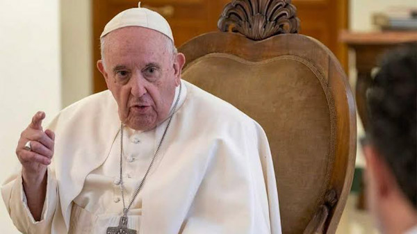 Pide Papa Francisco cuidar de los enfermos