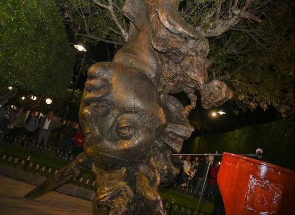 Inauguran exposición “Tres Cabezas” en Jiquilpan