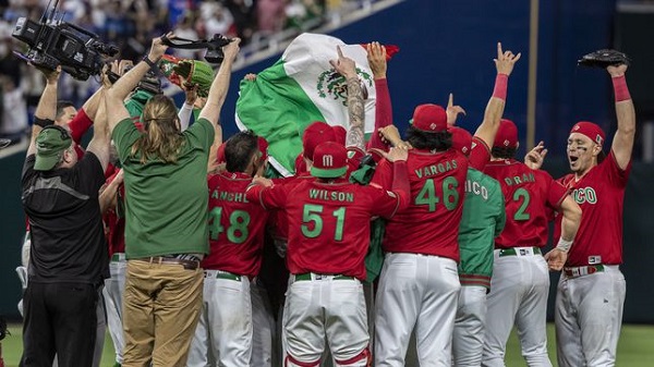 México pierde de último momento ante Japón en Beisbol