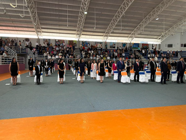 Se realizó entrega de títulos en UNIVA La Piedad