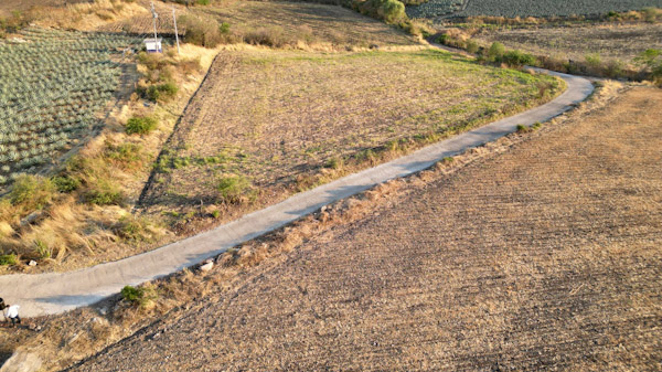 Mejoran caminos en comunidades de La Piedad.