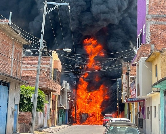 Actualiza alcalde saldo de víctimas tras incendio de esta tarde