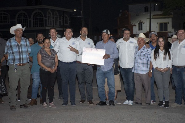 Comunidades de La Piedad se suman a programa Cemento.