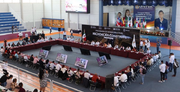 UNIVA La Piedad recibió al gobernador del Estado de Michoacán