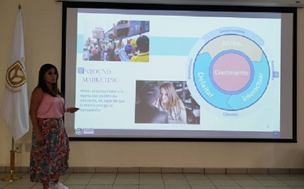 Profesora de Verano Global brindó una charla magistral sobre Estrategias de Comunicación