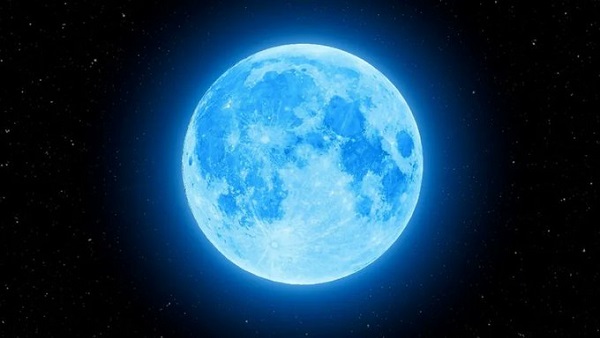 Ahora puedes apreciar la Luna Azul esta noche