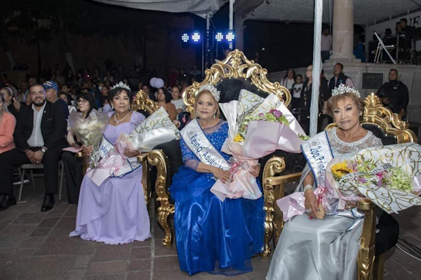 Atzimba Rodriguez, reina del adulto mayor