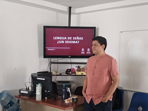 SSM capacita a su personal en Lengua de Señas Mexicana