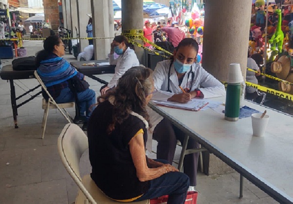 Más de 500 personas atendidas en jornada de Salud en Tú Familia en Yurécuaro