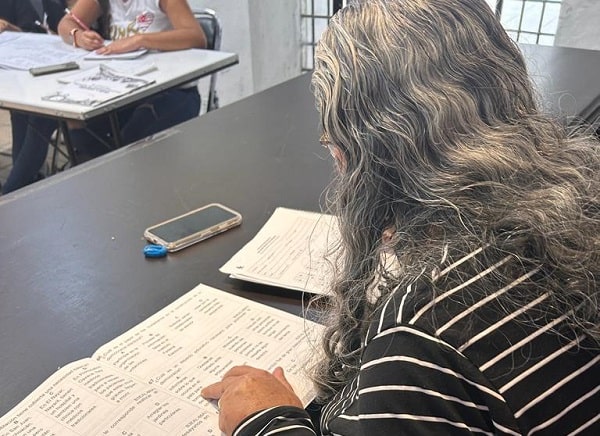 IMM ayuda a mujeres a terminar educación básica