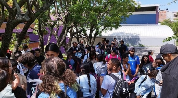 Escuelas de media superior y superior participan en Simulacro Nacional 2023