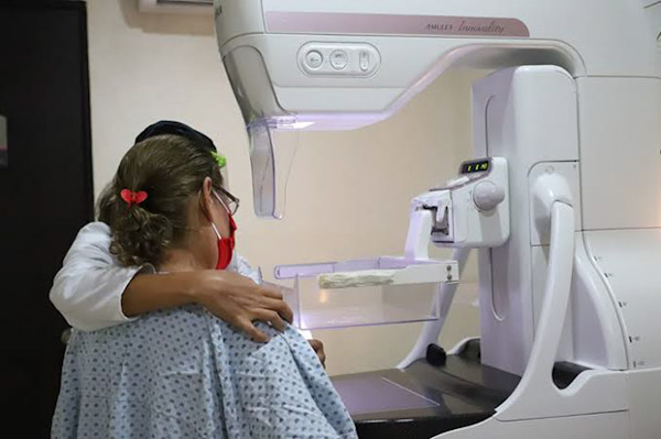 Con mastógrafos móviles, SSM atenderá a mujeres de 7 municipios