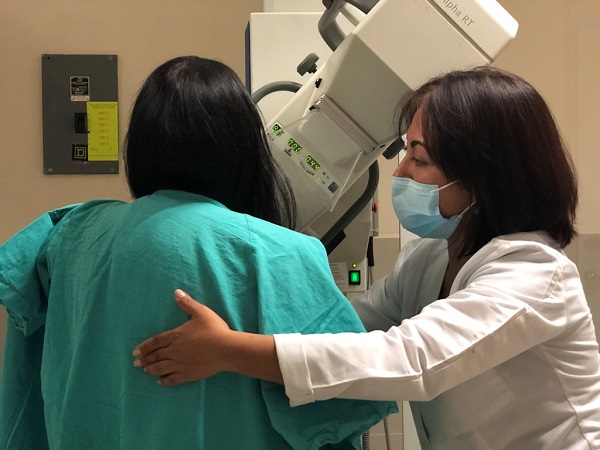 Solo el 20% de las mujeres en edad de practicarse una mamografía, acude.