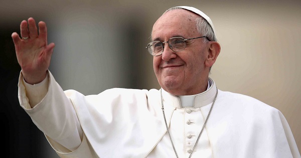 Papa Francisco publicará una autobiografía el próximo año