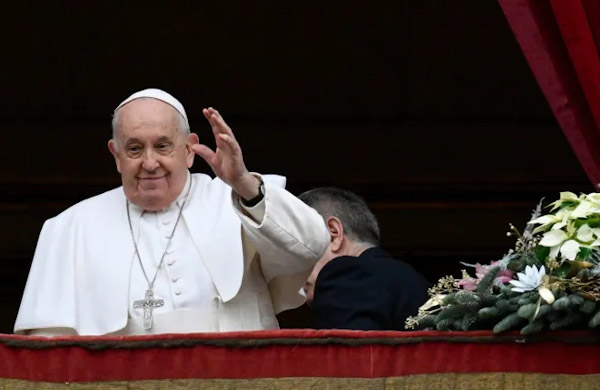 Papa Francisco preside misa de Noche Buena