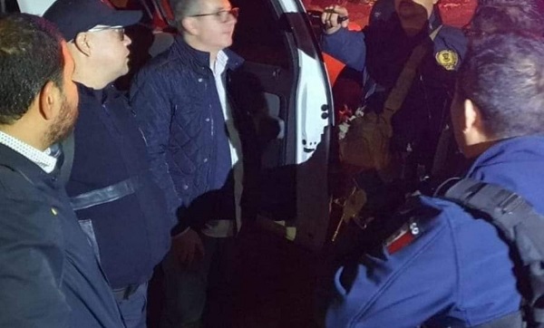 En asalto carretero despojan de su vehículo a Diputado Enrique Godínez