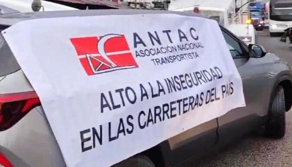 Contrario a lo anunciado ayer, transportistas si irán a paro