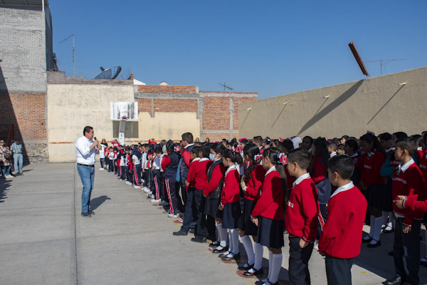 Inicia construcción de techo en primaria Club De Leones