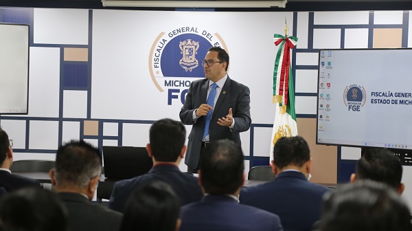 Capacita FECC a personal del TEEM