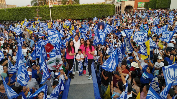 Lleno total en cierre de campaña de Samuel Hidalgo