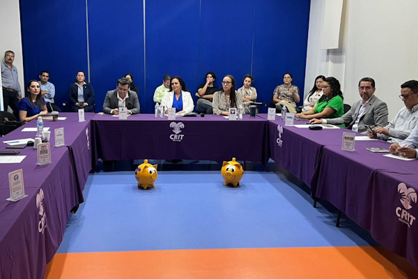UNIVA colabora con inclusión educativa en CRIT