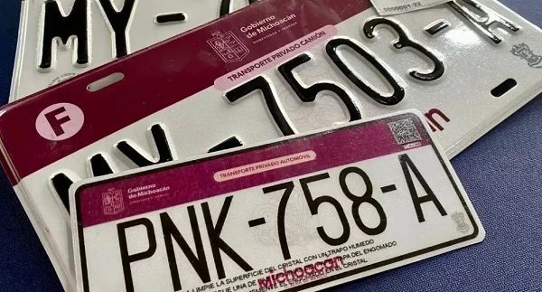 Casi un millón 100 mil michoacanos pagaron refrendo vehicular.