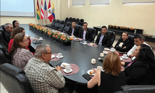 UNIVA LA PIEDAD recibe a la Gobernadora Rotaria para coordinar actividades de vinculación universitaria